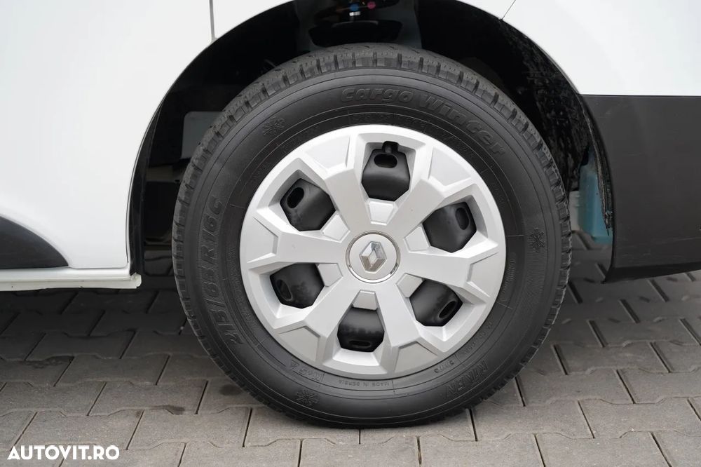 Renault TRAFIC III / AUTOBUS / 9 LOCURI / PRIMUL PROPRIETAR / DEALER POLONESE / 2022 / - 16