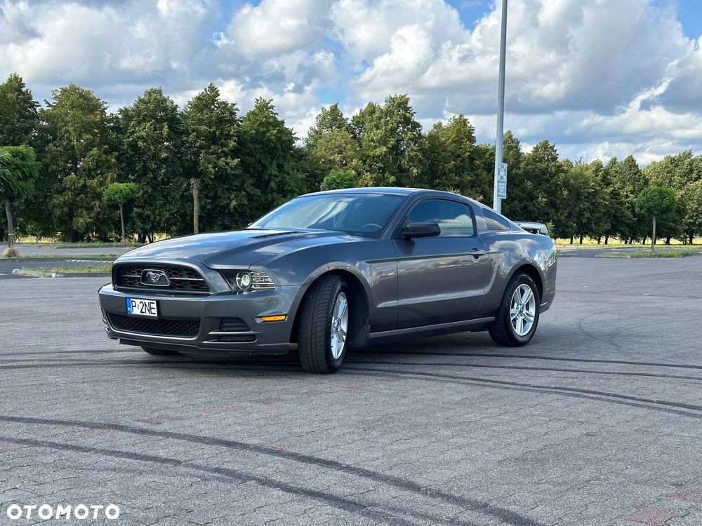 Ford Mustang 3.7 V6 - 1