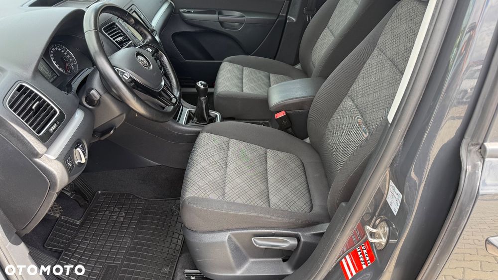 Volkswagen Sharan 2.0 TDI (BlueMotion Technology) Comfortline - 24