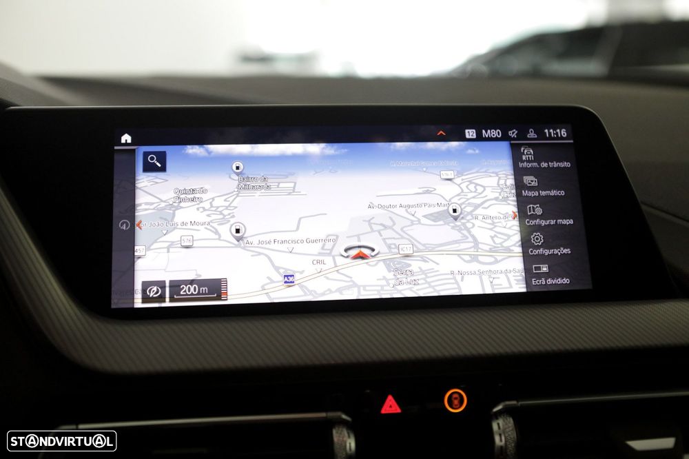 BMW 118 d Pack Desportivo M Pro - 38