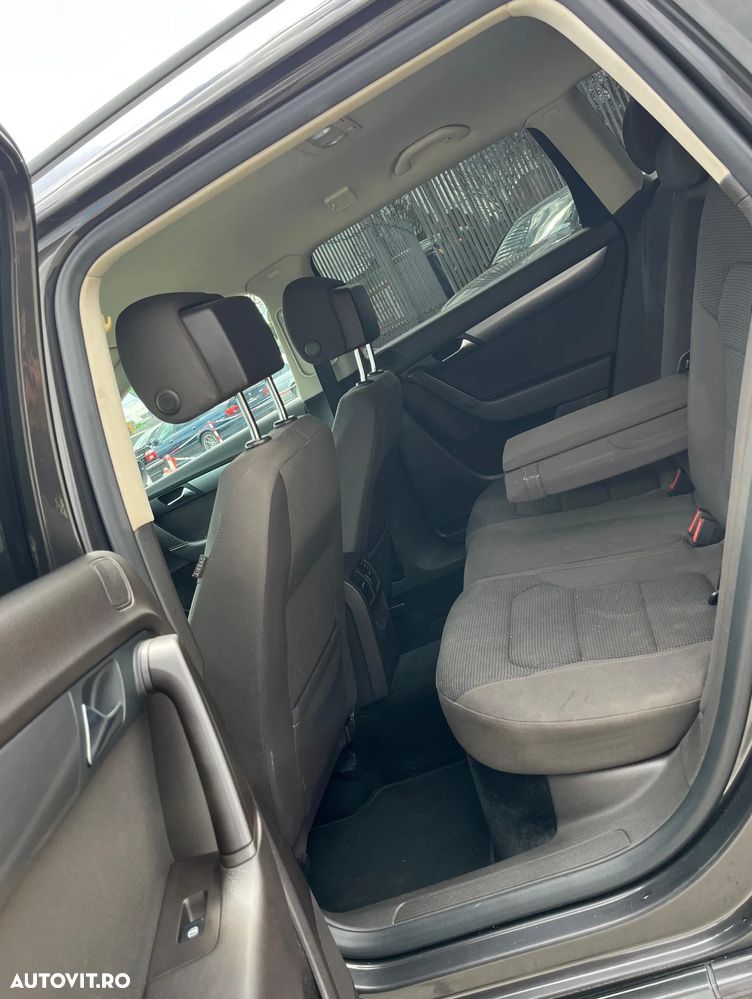 Volkswagen Passat - 7