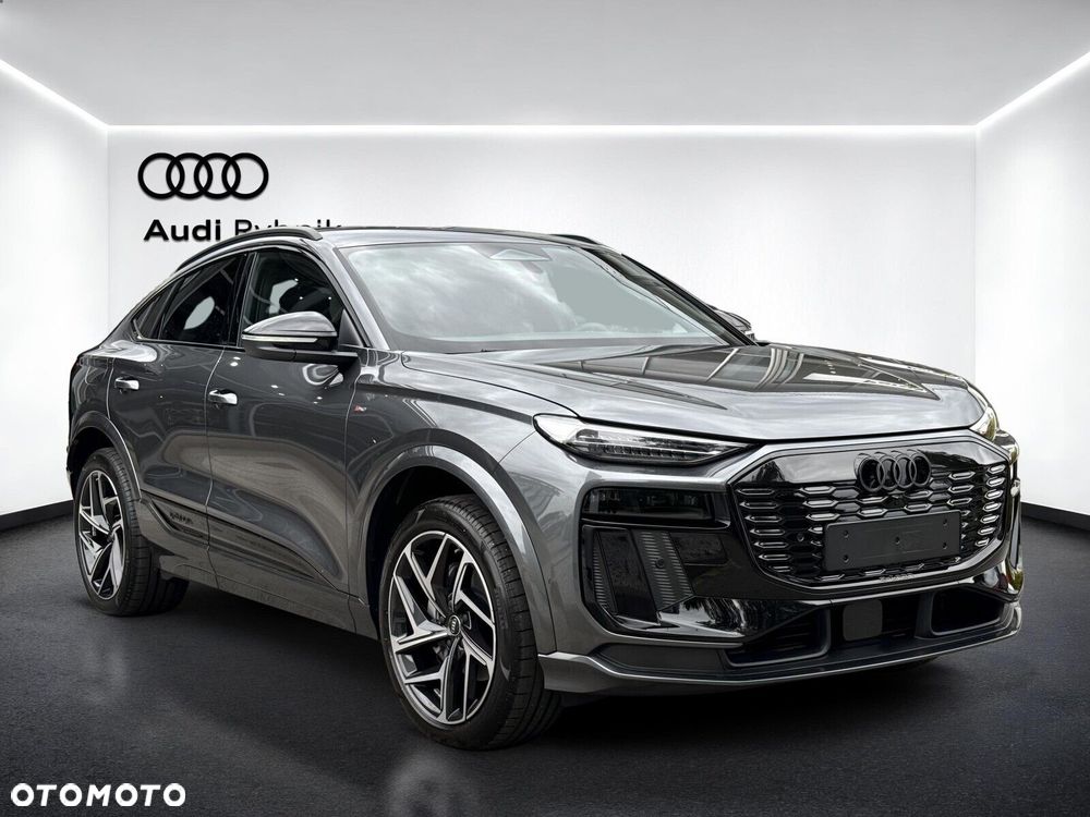 Audi Q6 e-tron - 8