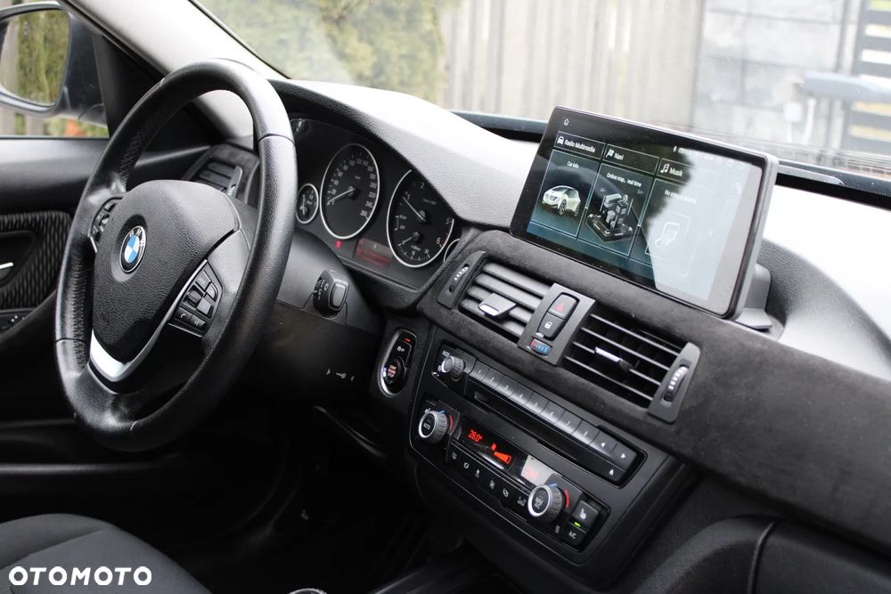 BMW Seria 3 - 30