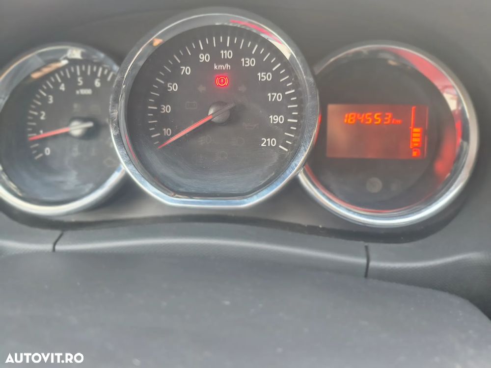 Dacia Duster 1.6 SCe Prestige jante 16" - 9