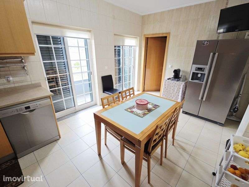 Apartamento T3 duplex - Grande imagem: 2/8