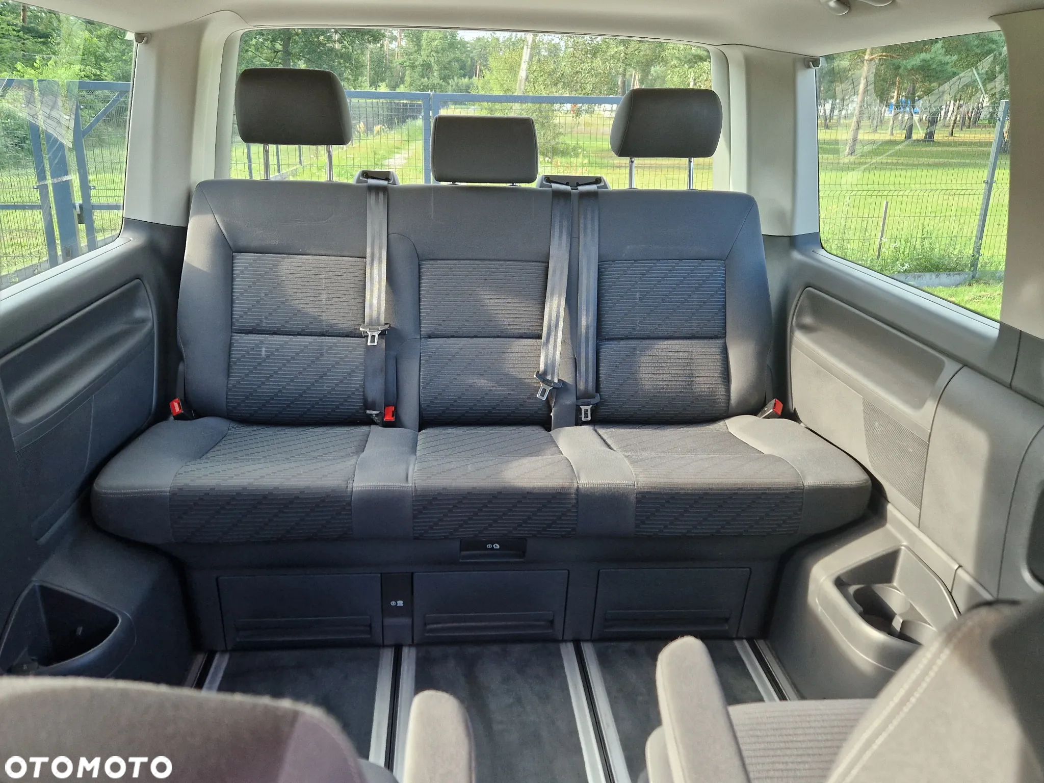 Volkswagen Multivan 2.0 TDI L1 Comfortline - 12