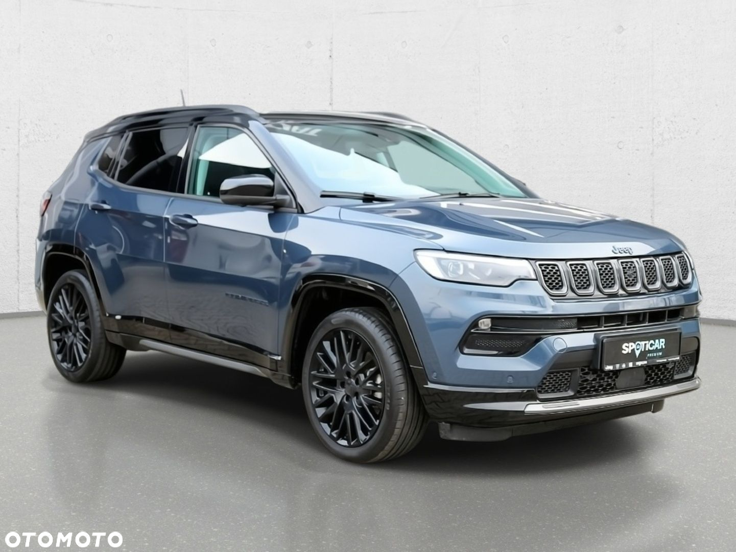 Jeep Compass - 4