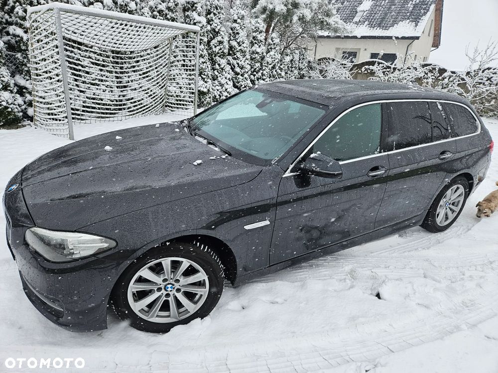 BMW Seria 5 520d xDrive - 7