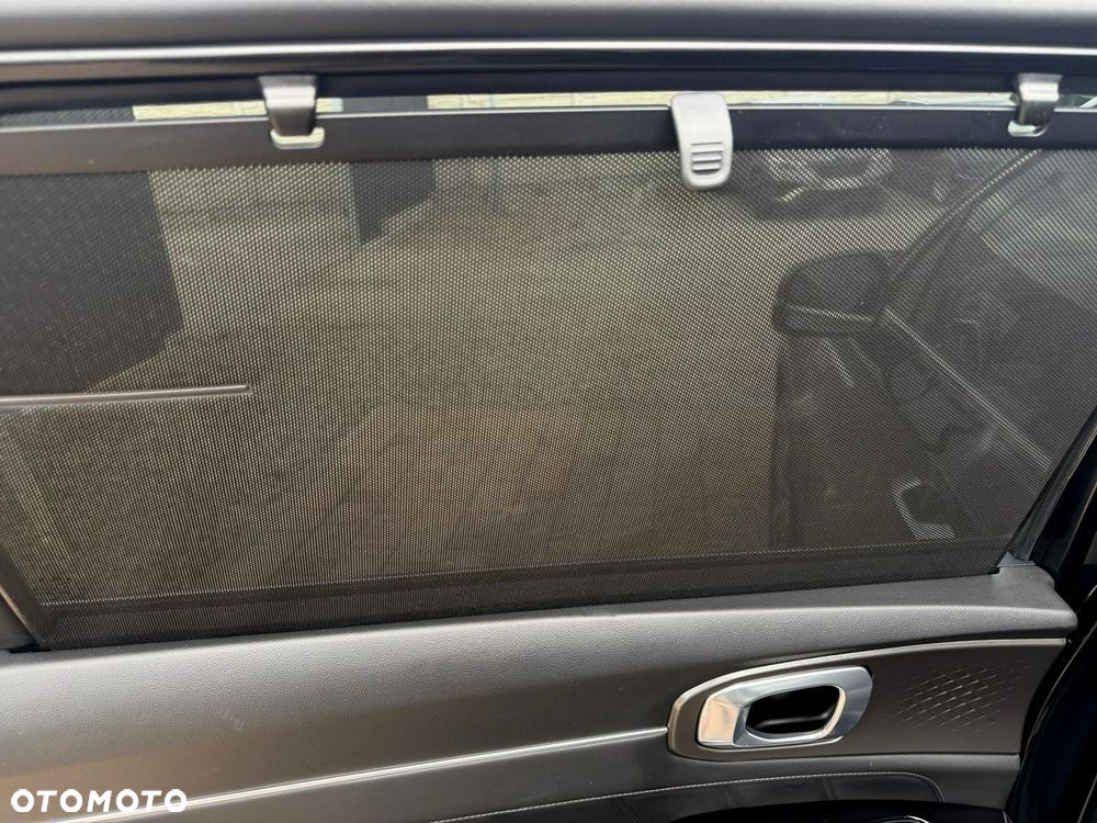 Kia Sorento - 28
