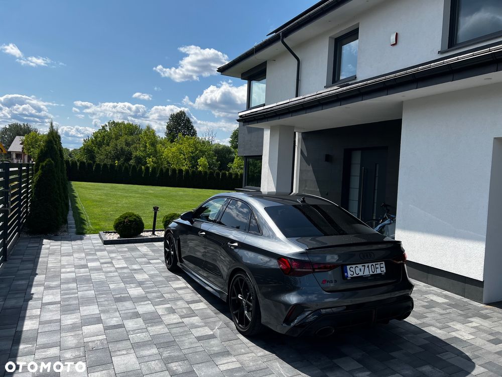 Audi RS3 Limousine - 6