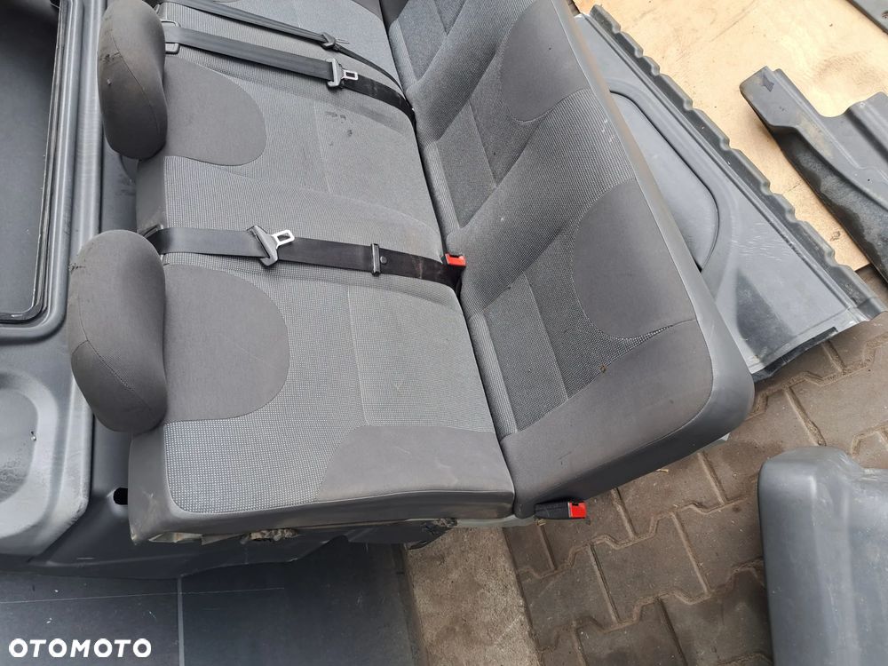 Peugeot Expert II Scudo Fotel kanapa ławka II rząd dubelkabina zabudowa plastiki podłoga mocowania ściana grodziowa - 3