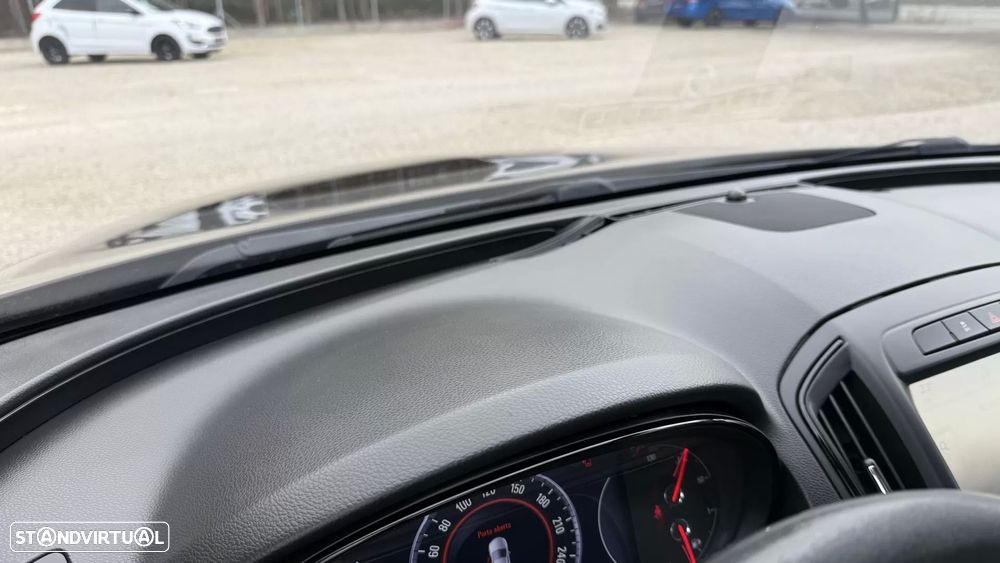 Opel Insignia 2.0 CDTI executive S/S - 33