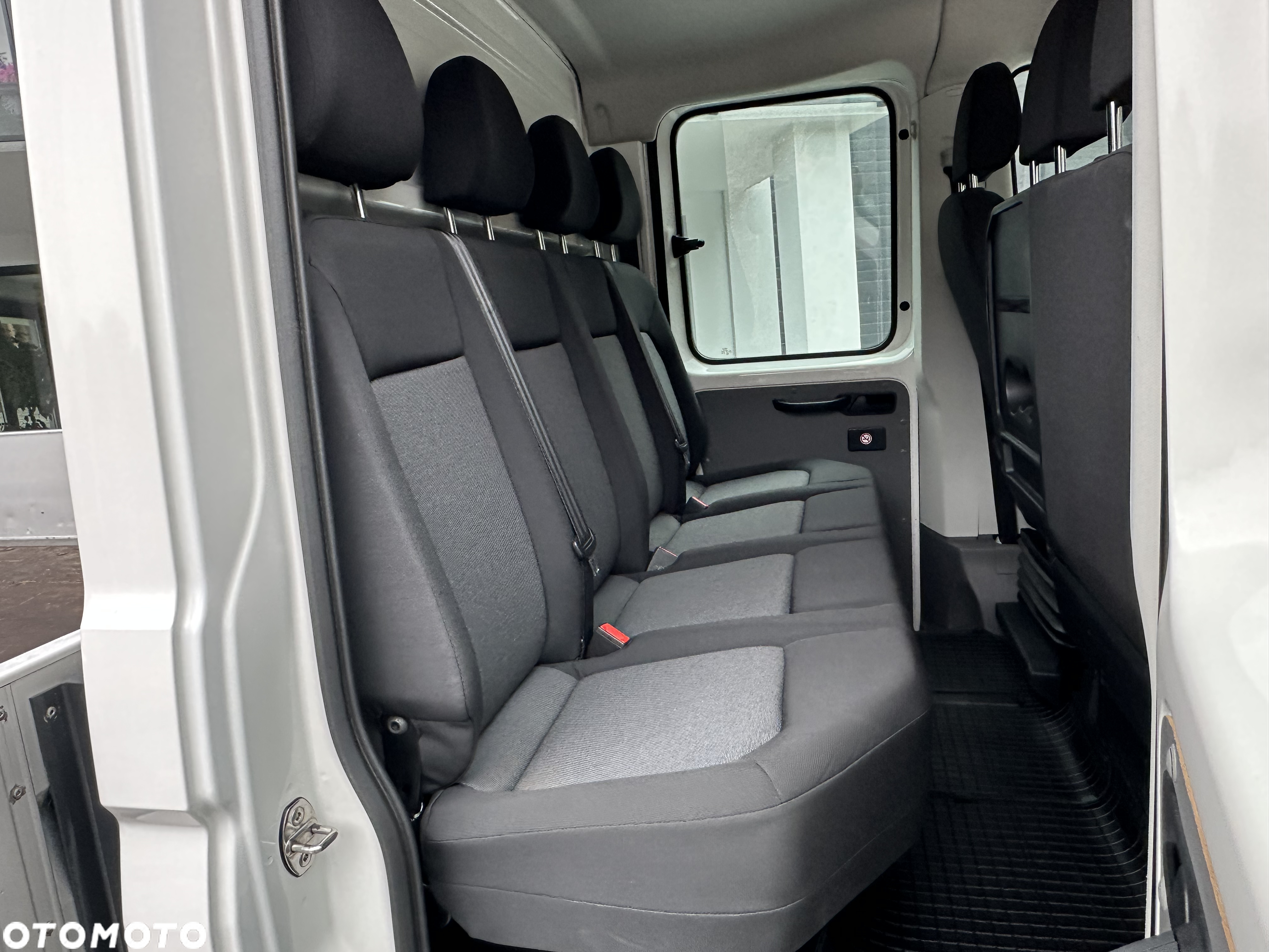 Volkswagen Crafter DOKA 7 osób / Skrzynia 3.5m / Gwarancja producenta do 07.2026 lub 200.000km / Salon PL / Serwisowany tylko w ASO VW / Pełna dokumentacja / 1 właściciel / FV23% - 26