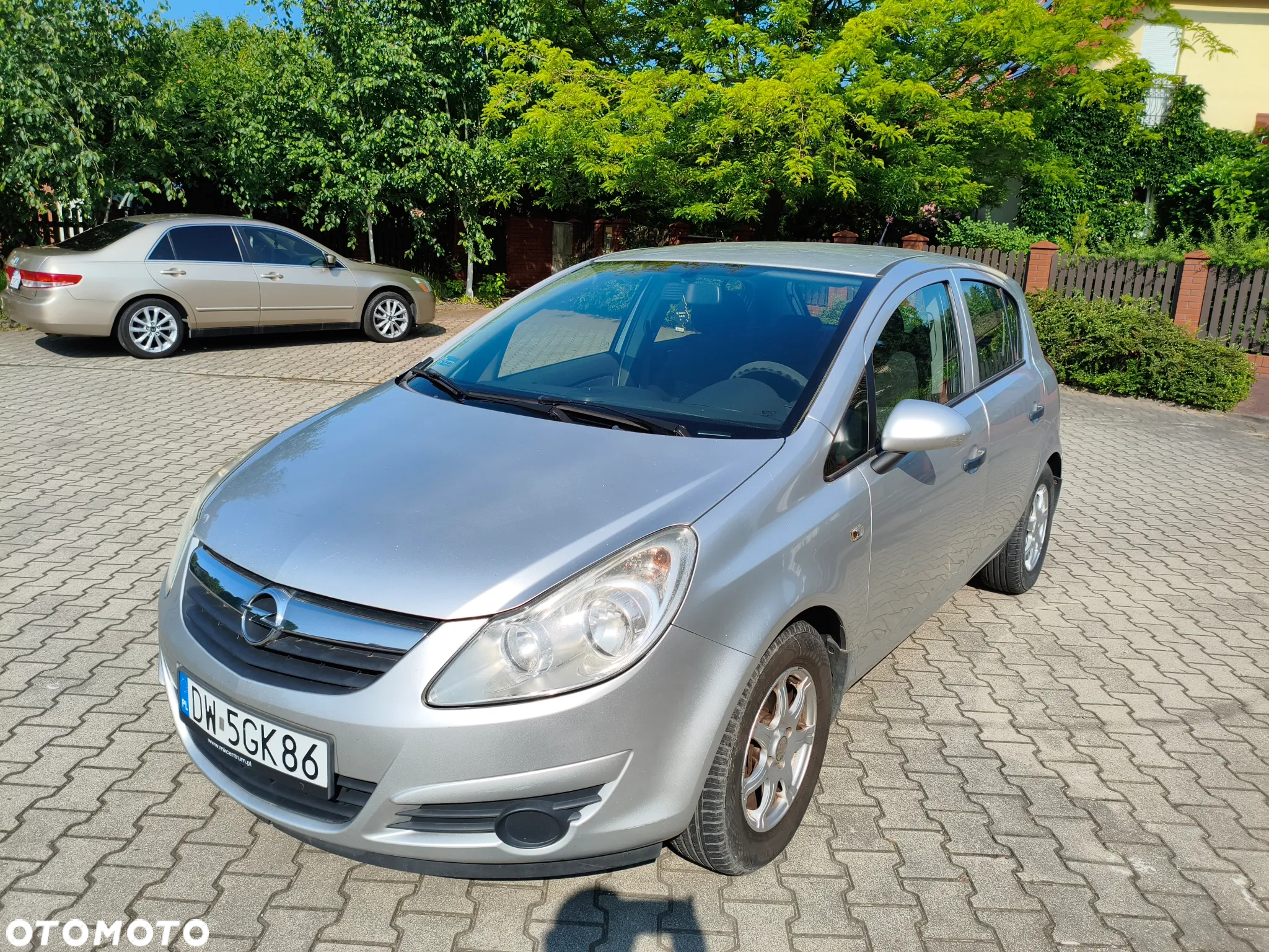 Opel Corsa 1.2 16V Essentia - 3