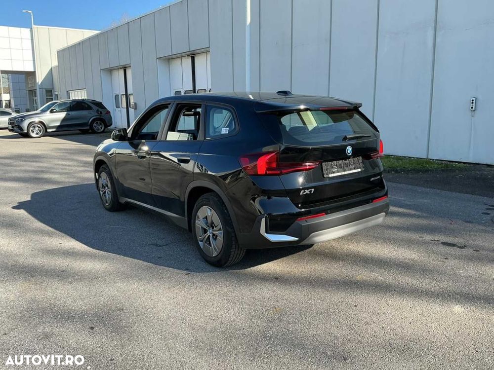 Dezmembrez bmw ix1 2023 - 1