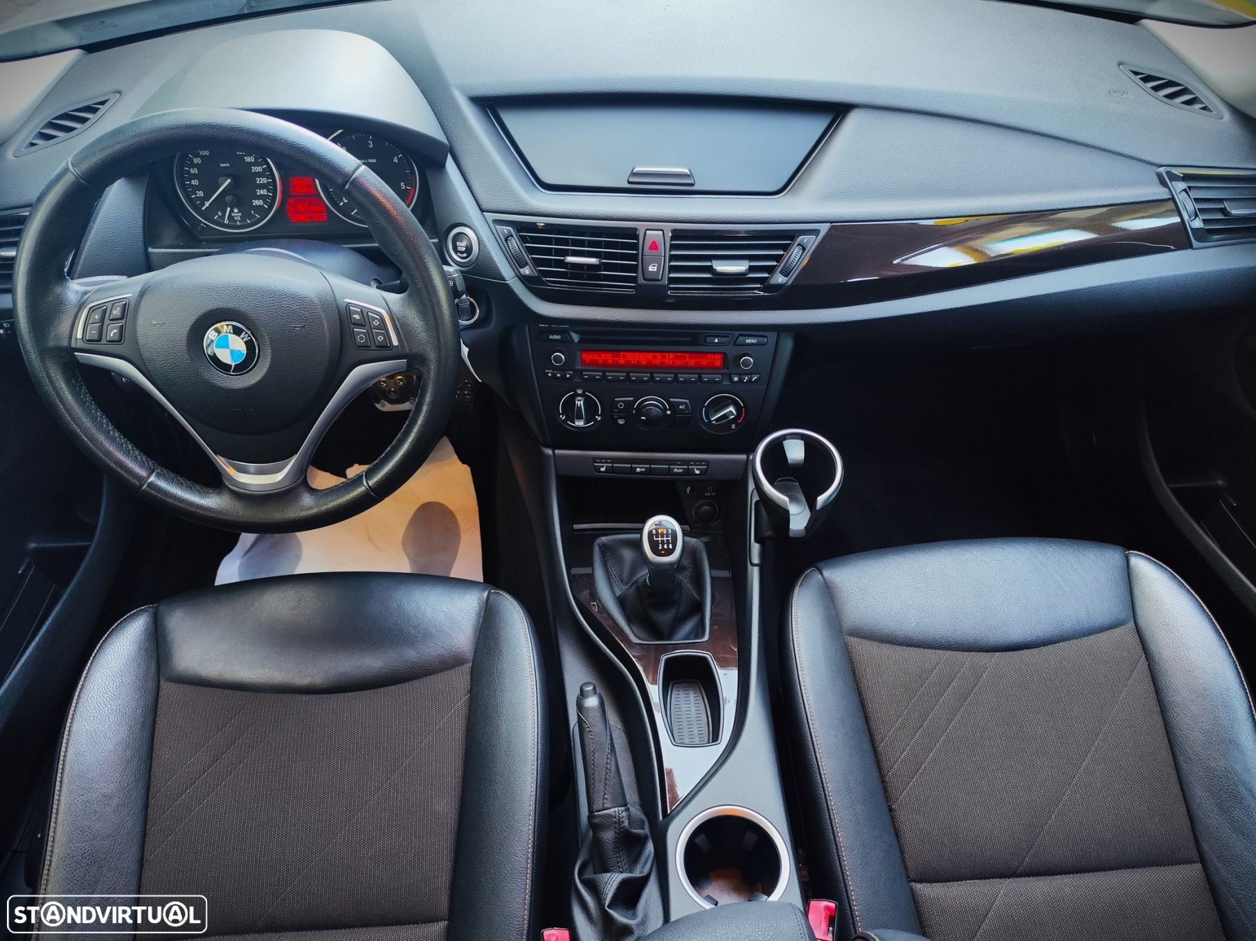 BMW X1 18 d sDrive - 6