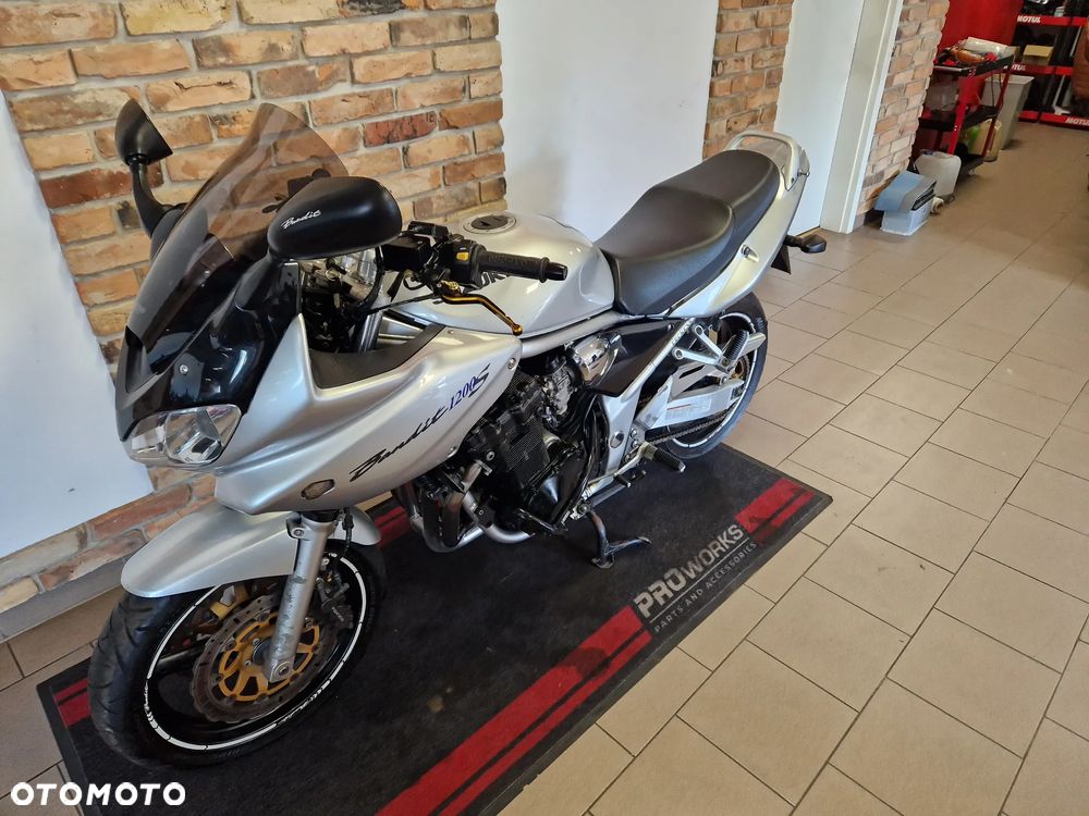 Suzuki Bandit - 4