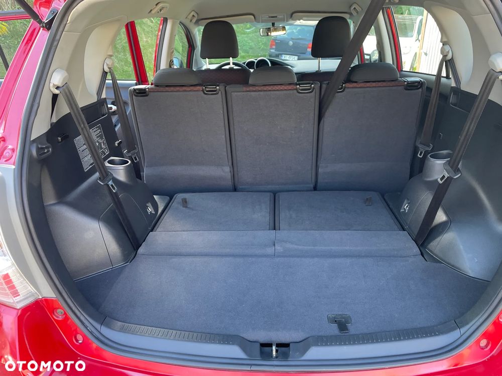 Toyota Verso 1.8 Prestige EU5 7os - 32