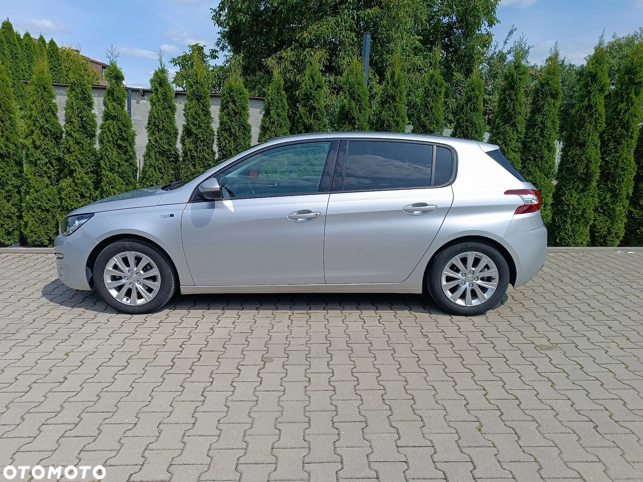 Peugeot 308 PureTech 110 Stop & Start Style - 4