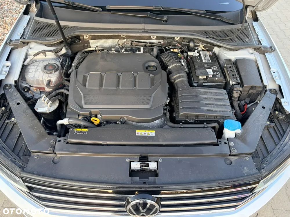 Volkswagen Passat - 10