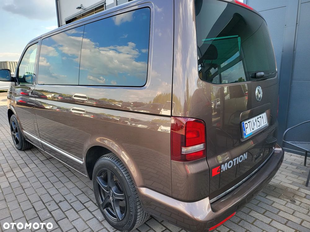Volkswagen Multivan - 21