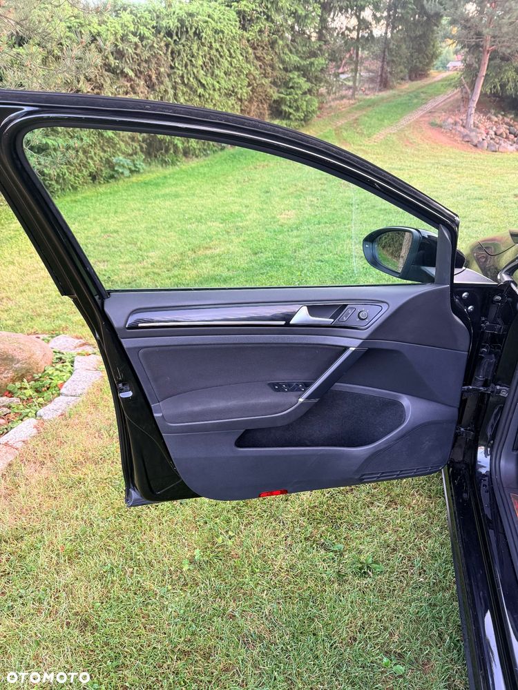 Volkswagen Golf - 13