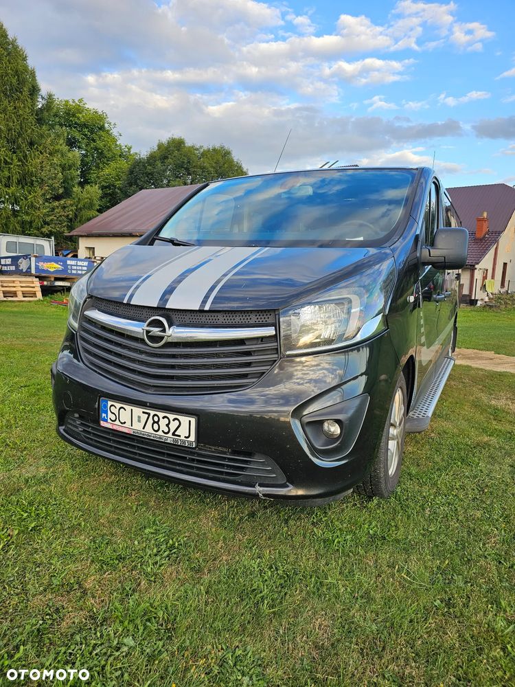 Opel Vivaro - 1