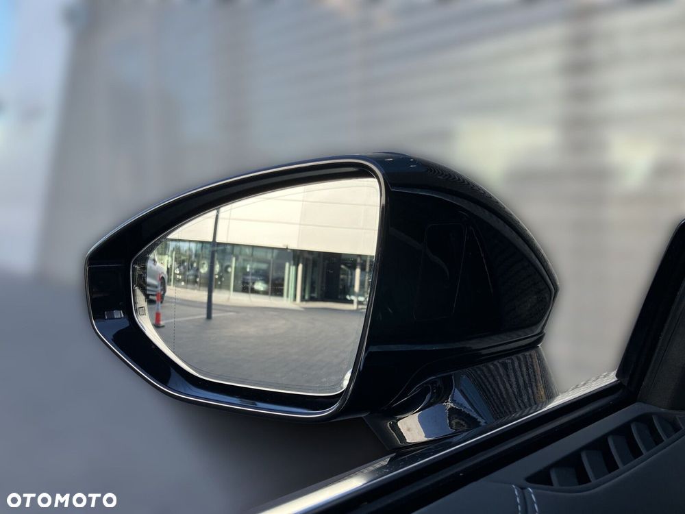 Audi A8 - 33