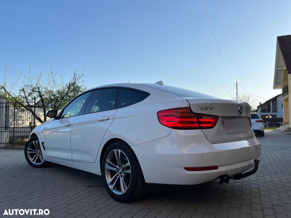 BMW Seria 3 320d Aut. Advantage - 21