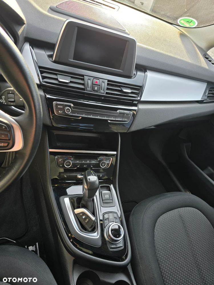 BMW Seria 2 218d Sport-Aut Advantage - 18