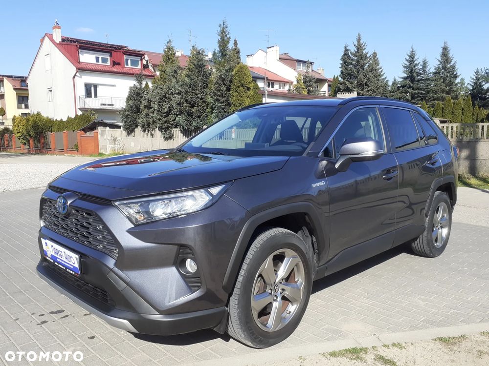 Toyota RAV4 - 1