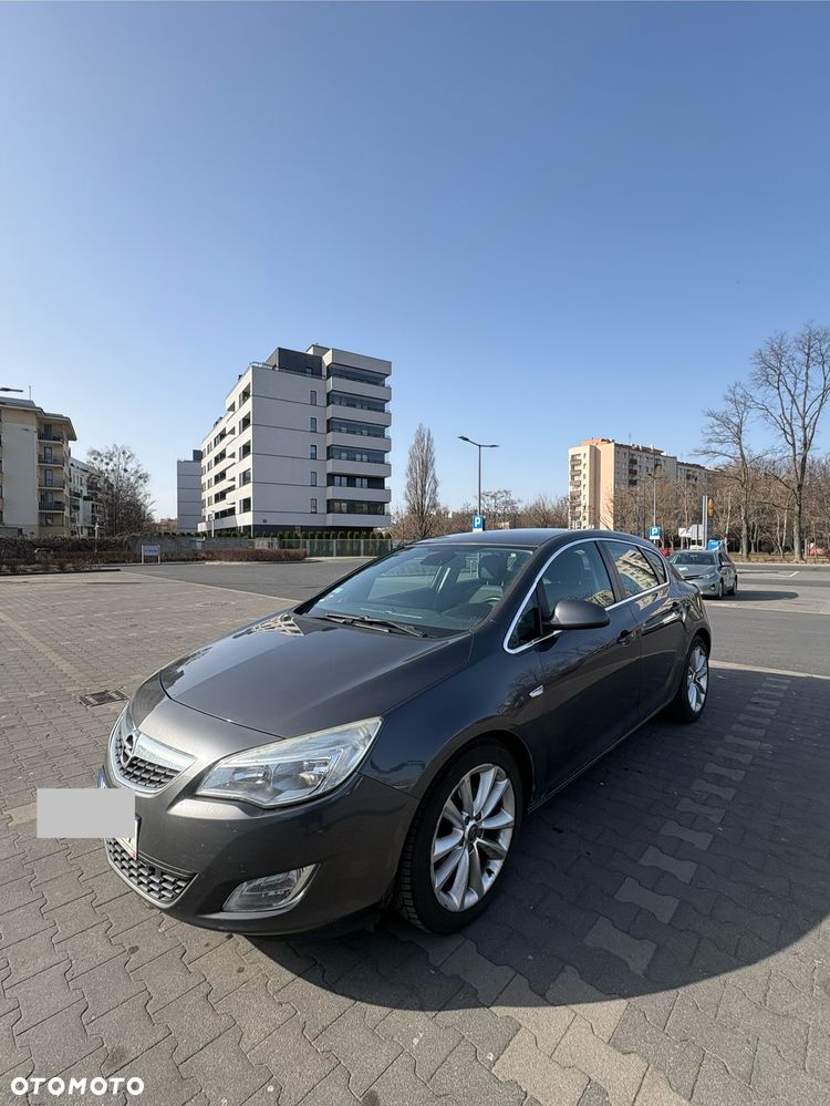 Opel Astra 2.0 CDTI DPF - 1
