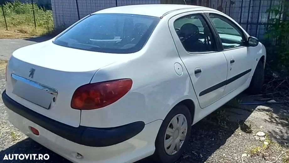 Peugeot 206 - 6