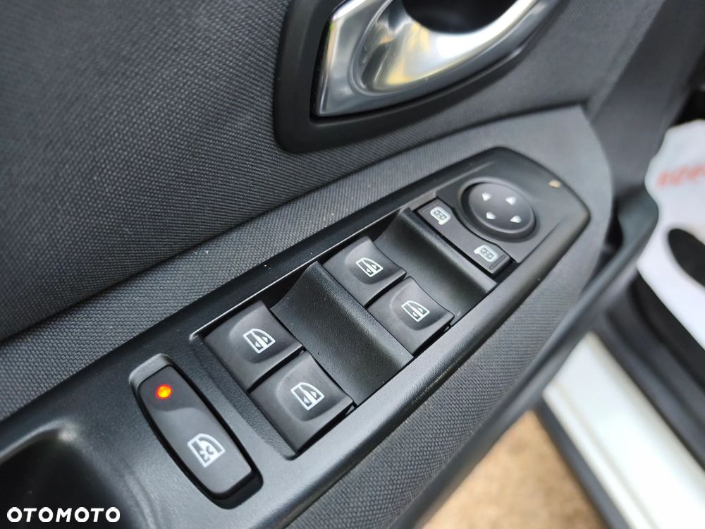 Renault Scenic - 23