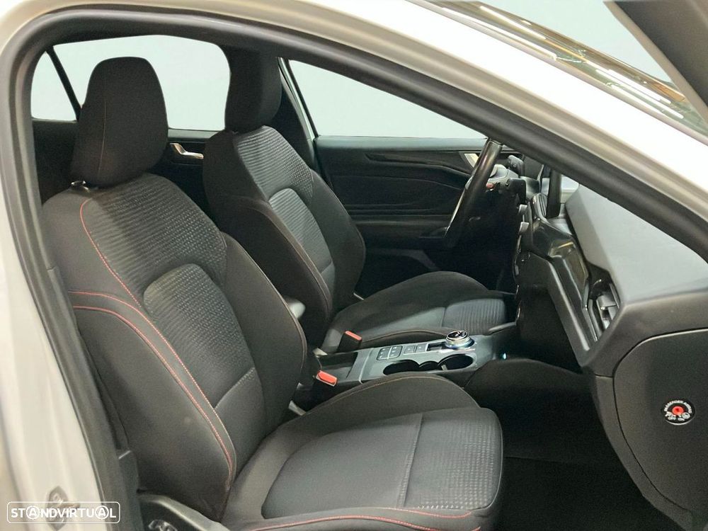 Ford Focus SW 1.0 EcoBoost ST-Line Aut. - 16