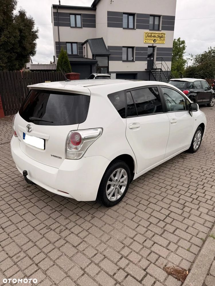 Toyota Verso - 3