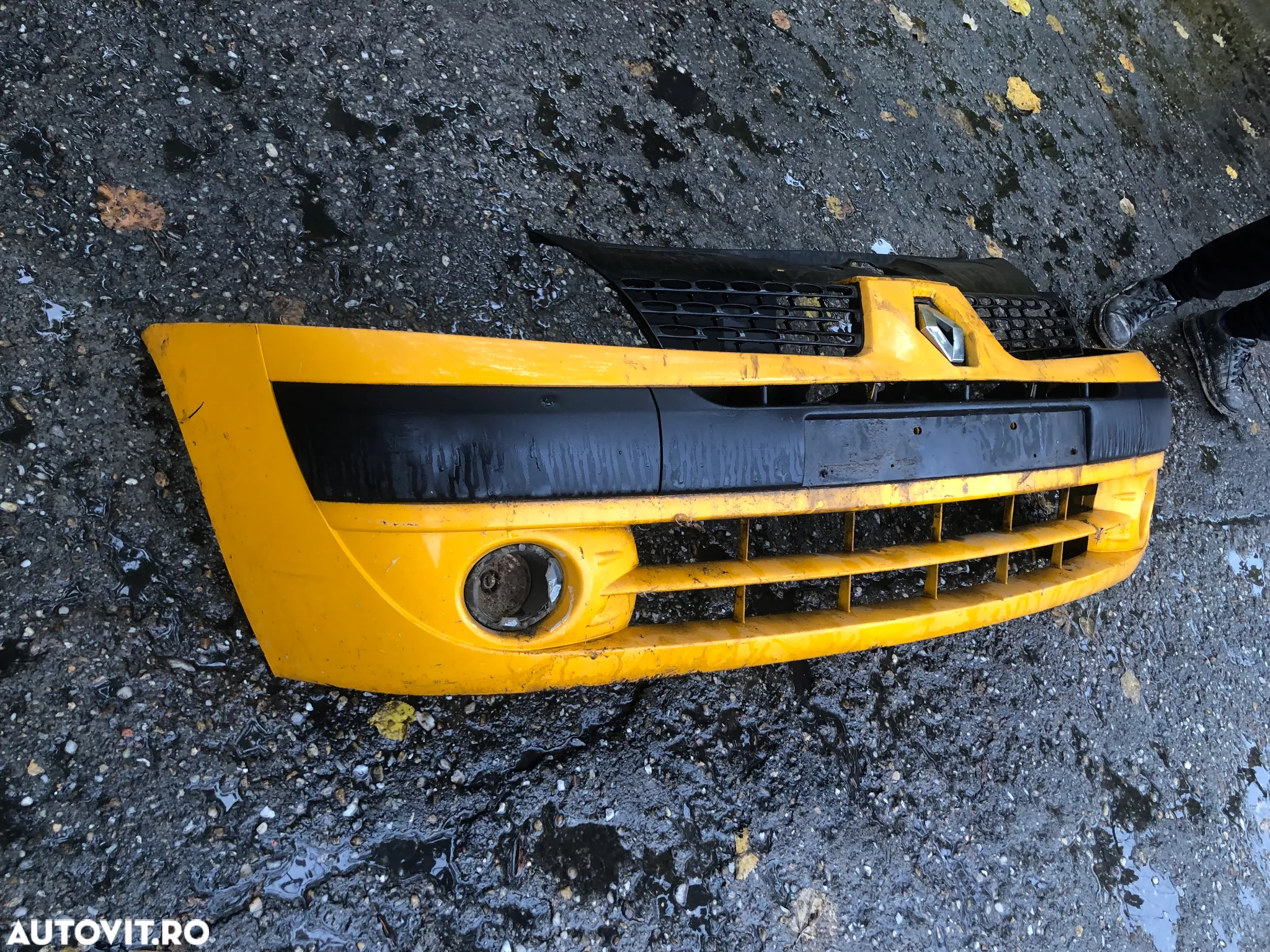 Bara fata Renault Clio Symbol galben 2006 - 8