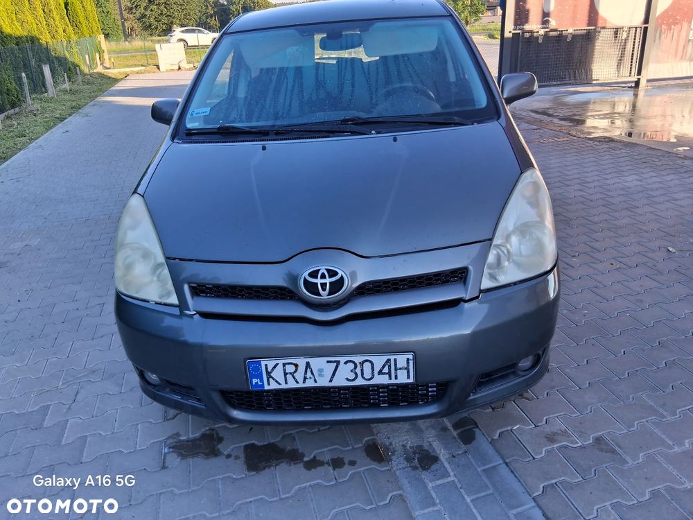 Toyota Corolla Verso 2.0 D-4D Terra 7os - 9