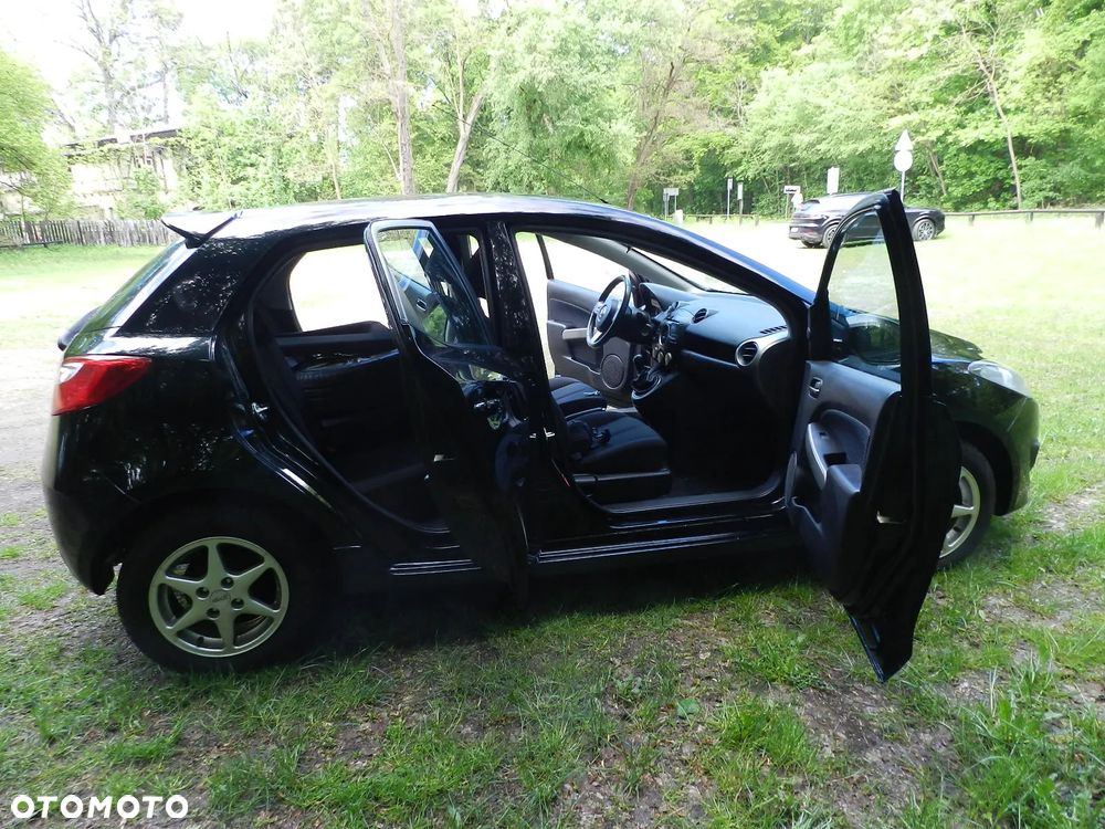 Mazda 2 - 9