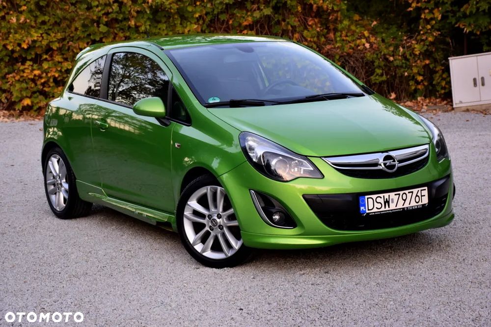 Opel Corsa 1.4 16V Edition 150 - 13