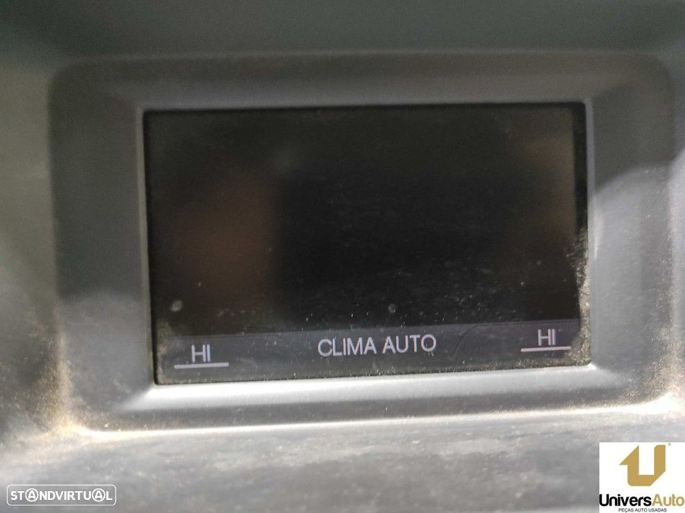 TELA/ECRÃ MULTIFUNÇÕES VOLVO V40 MOMENTUM - 10