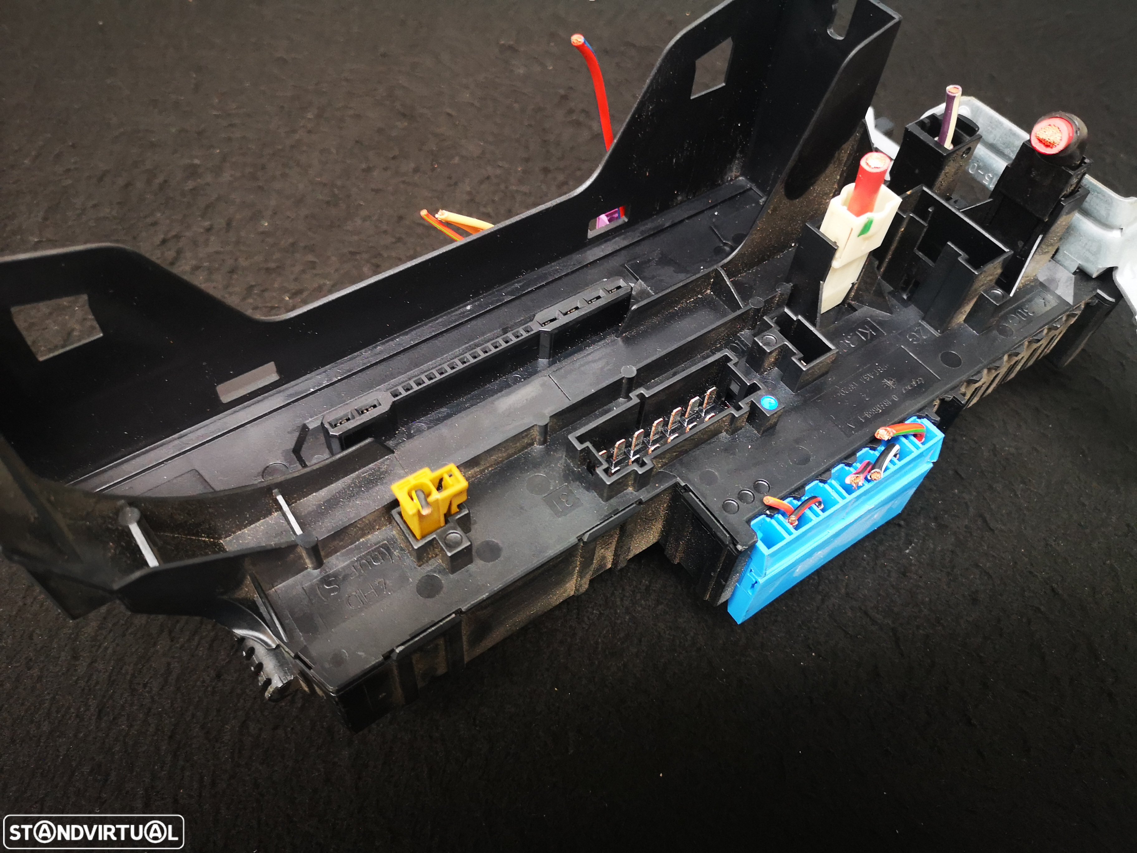 Caixa de FUSIVEIS  Mercedes w204 class C 2011-2014 - 3