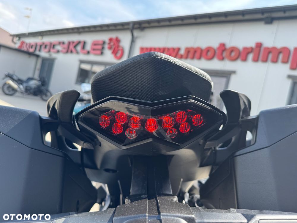 Kawasaki Ninja 1000 SX - 29