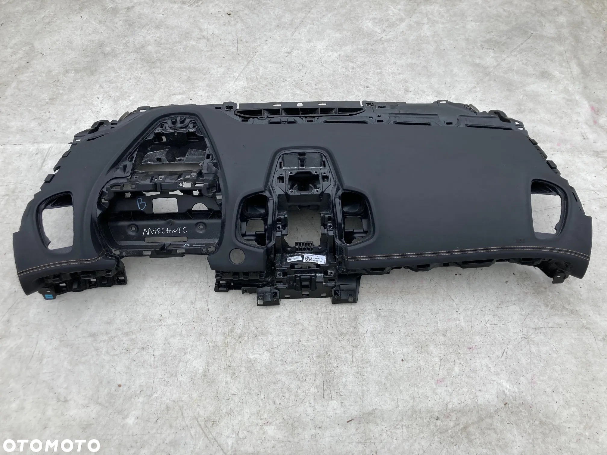 RENAULT ESPACE V 5 DESKA KONSOLA KOKPIT PULPIT PÓŁKA PARAPET BRĄZOWA NIĆ AIRBAG PODUSZKI POWIETRZNE KIEROWCY PASAŻERA PODUSZKA POWIETRZNA PASY PAS NAPINACZ DOPINACZ NAPINACZE DOPINACZE  KURTYNA KURTYNY AIR BAG FOTELA W FOTEL    szyta - 5
