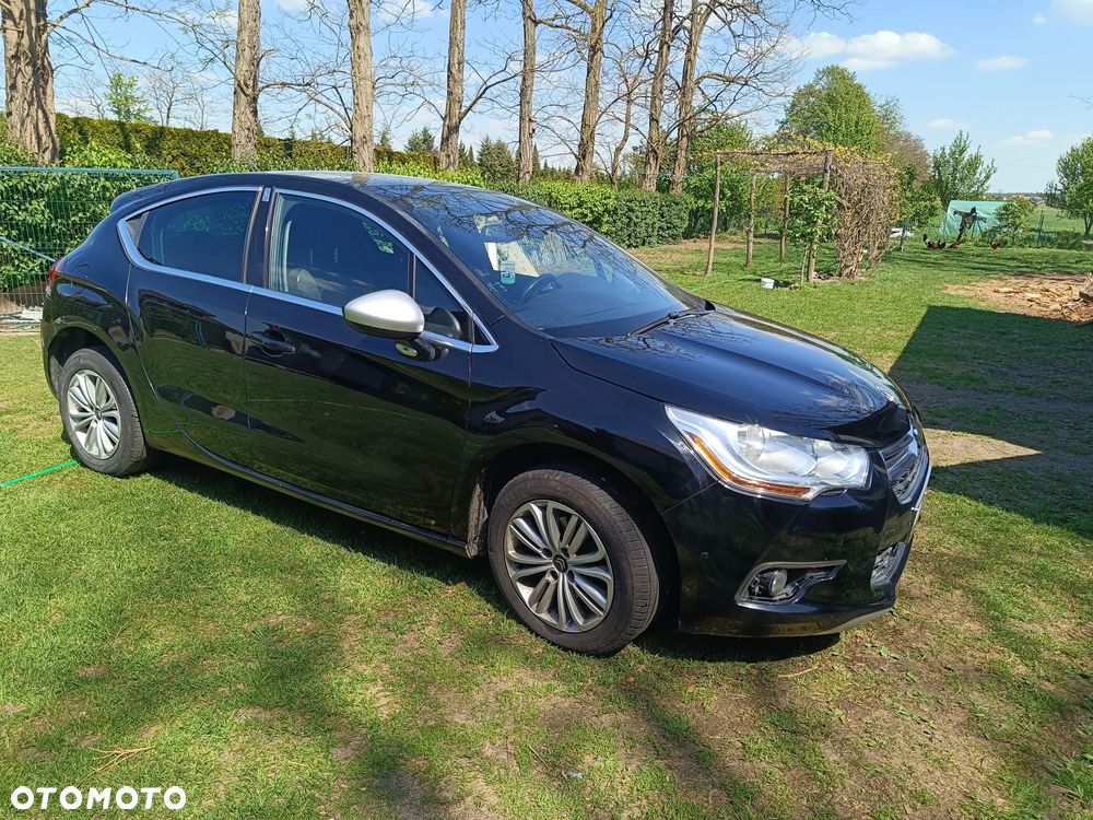Citroën DS4 e-HDi 115 Chic - 3