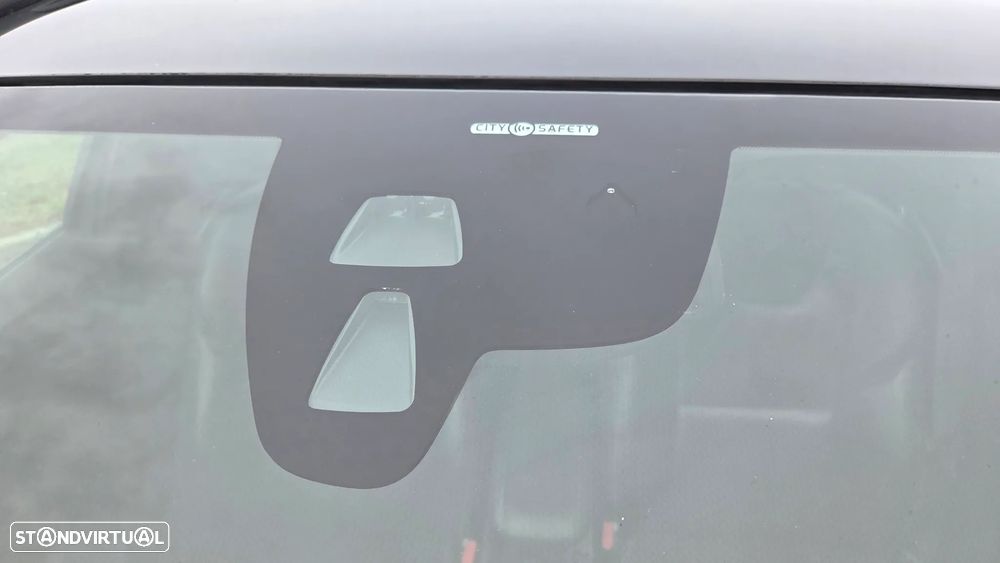 Volvo V40 Cross Country 1.6 D2 Momentum - 14