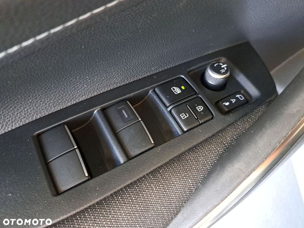 Toyota Corolla 1.8 Hybrid Comfort - 37