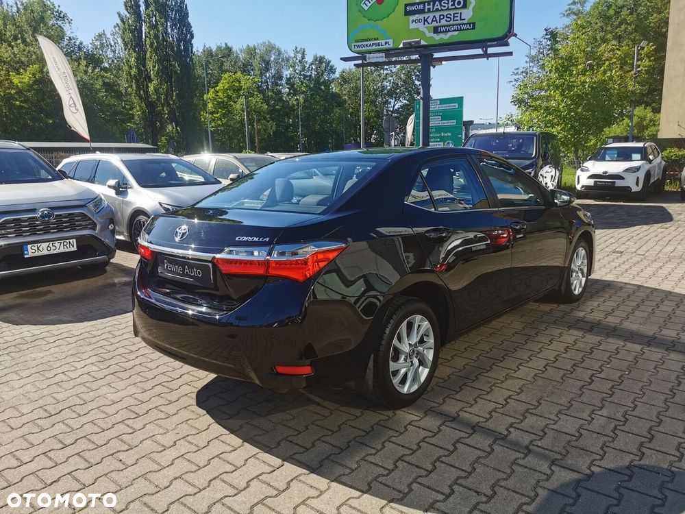 Toyota Corolla - 16