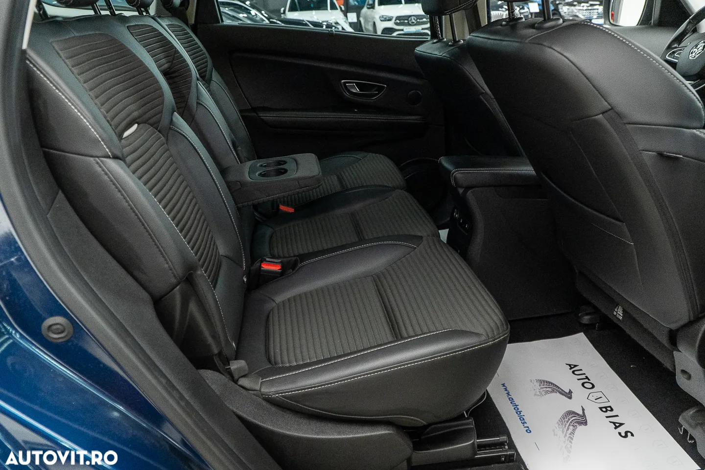 Renault Grand Scenic TCe 140 GPF EDC BOSE EDITION - 9