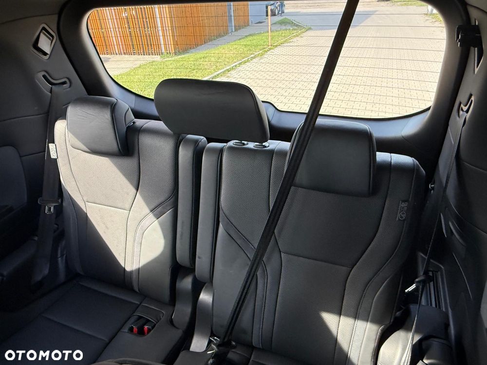 Lexus LM 350h Prestige - 19